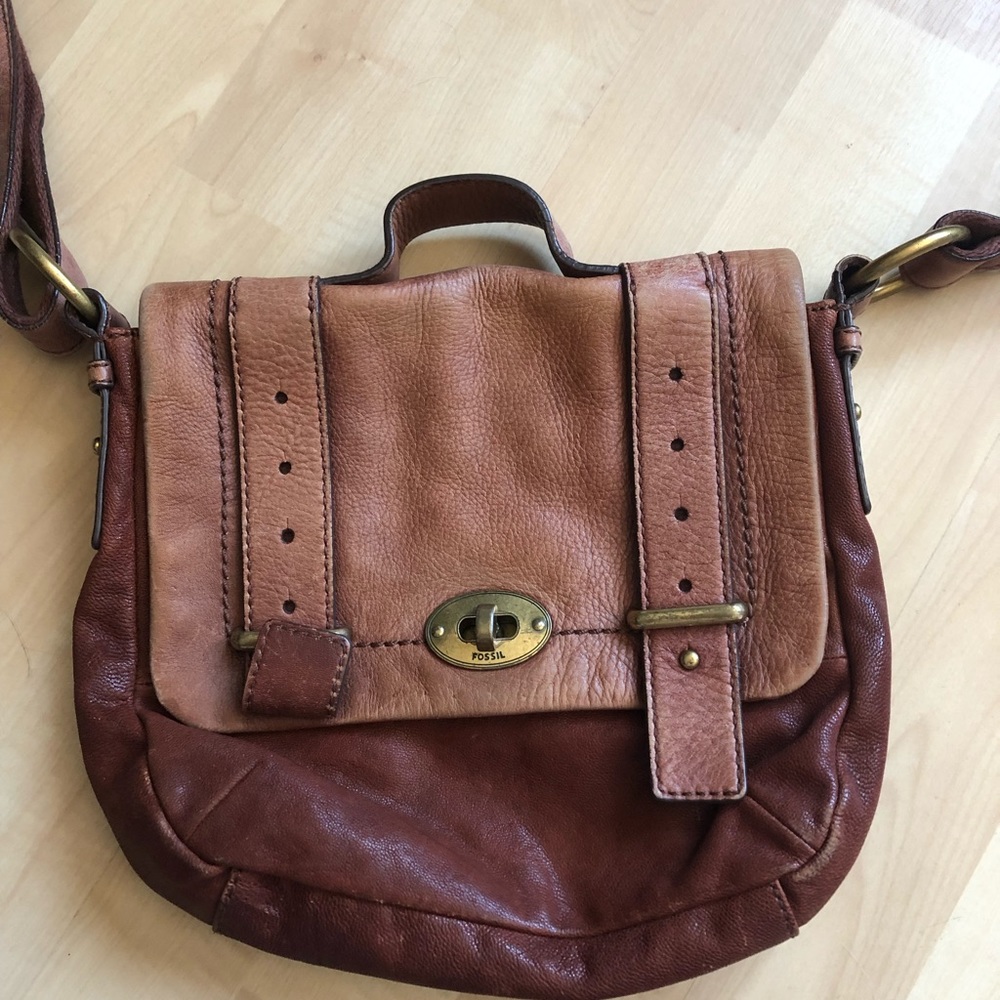 Leather vintage fossil bag